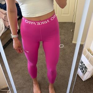 NWT Nike Pro Leggings